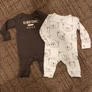 2pc Carter’s baby boy footless pajama bundle